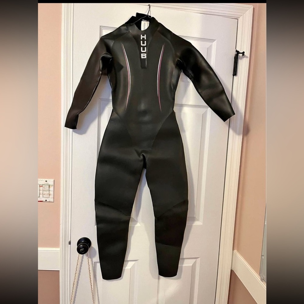 Brand New Huub Wetsuit.